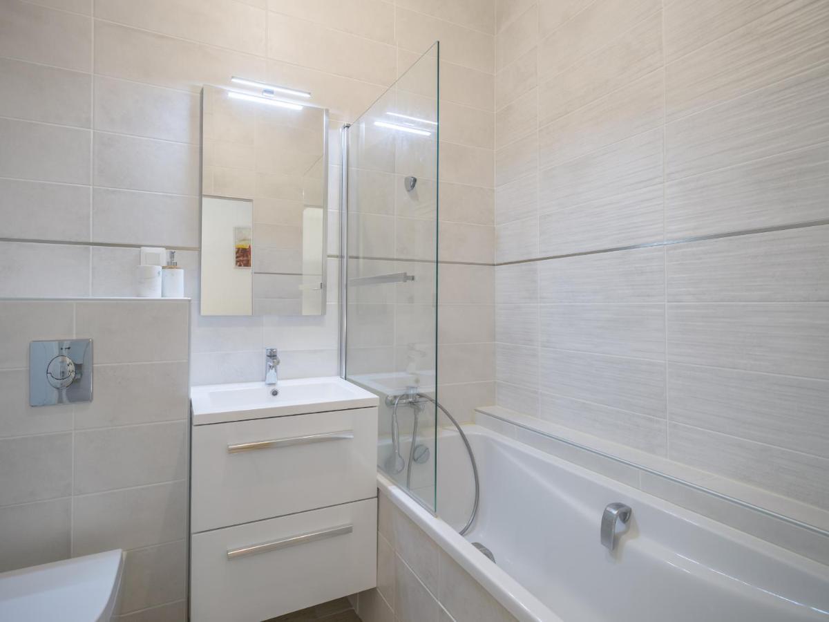 Loft Courtalon - Haut Standing - Patio - Parking Prives Apartment Troyes Bagian luar foto